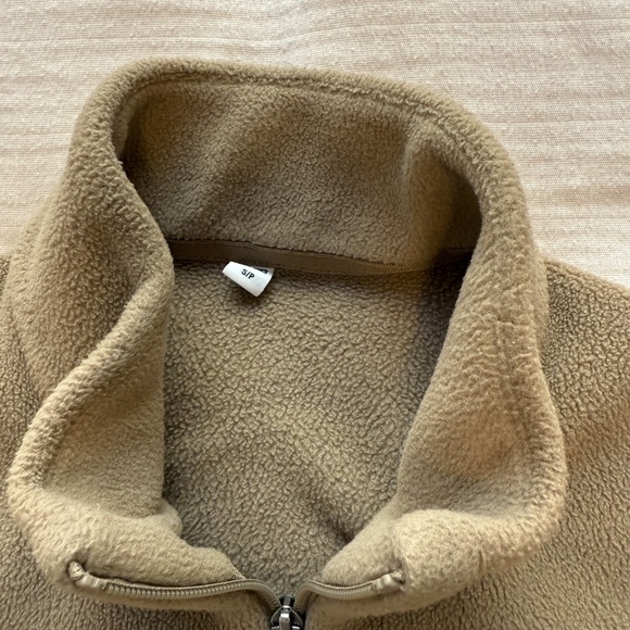 Uniqlo Polar Fleece Zip Up Sweater Mens Sz Small Beige Tan - Picture 2 of 2